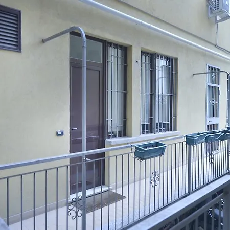 Carlo Farini Halldis Apartment Milan