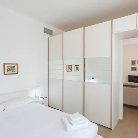 Carlo Farini Halldis Milan